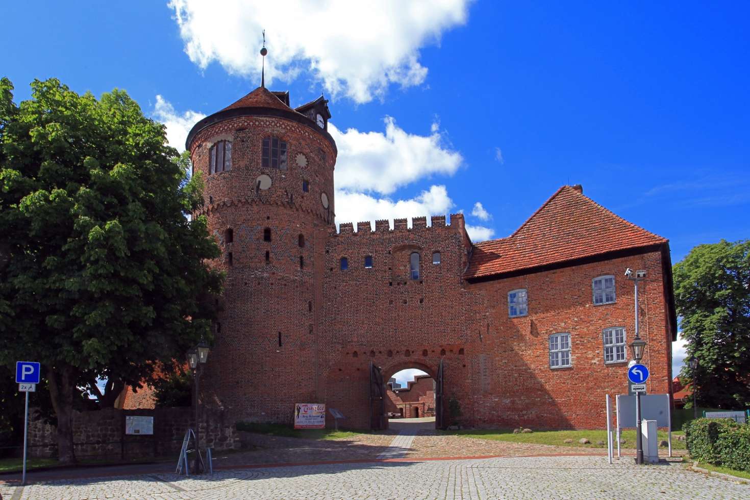 Tor Burg Neustadt-Glewe
