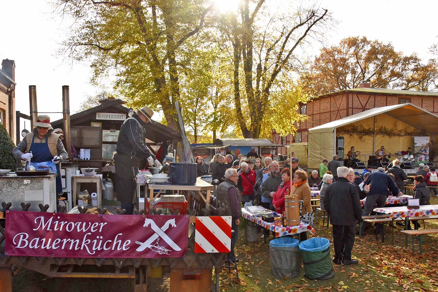 Vereine und Gruppen